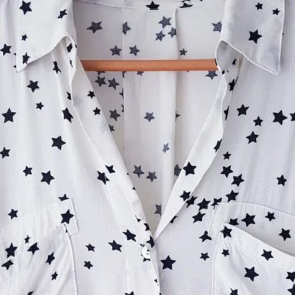 Women's JUST LIVING Ivory & Black Star-Print Collared Button-Down Top Blouse - Picture 5 of 10